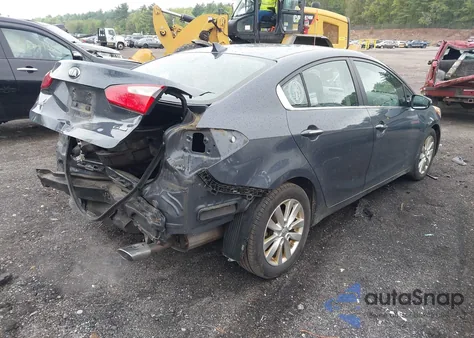 2015 Kia Forte Ex z USA, uszkodzony, nr VIN KNAFX4A89F5266806